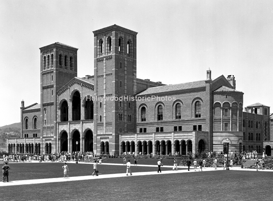 UCLA 1930 Royce Hall wm.jpg